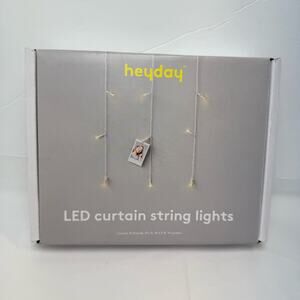 Heyday LED String Lights with photo clips NEW